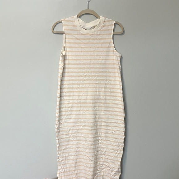 Everlane Dresses & Skirts - Everlane Sleeveless 100% Organic Cotton Striped Cream Tank Dress